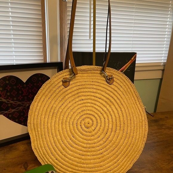 Kate Spade Straw Shoulder Bag with Green and Pink Accents and sunglasses & case - Picture 12 of 16